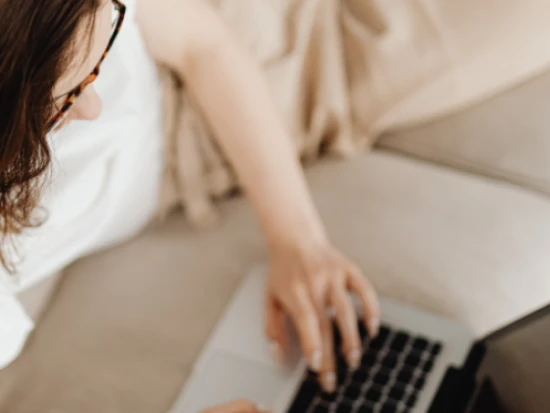 Australian-doctor-phone-call-online-covid-antivirals